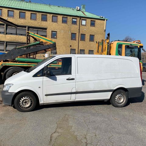 654653-2 Mercedes-Benz Vito 116 CDI -2011 (163 hp, 177469 km) Defective ignition switch