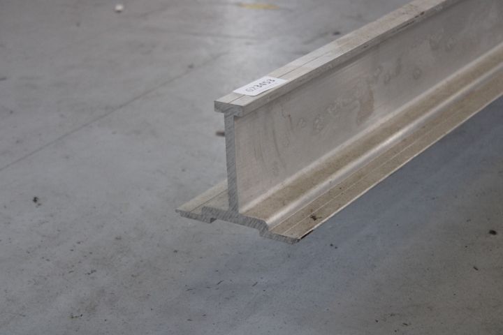 623453-1 Aluminiumbalk, ny, 6m