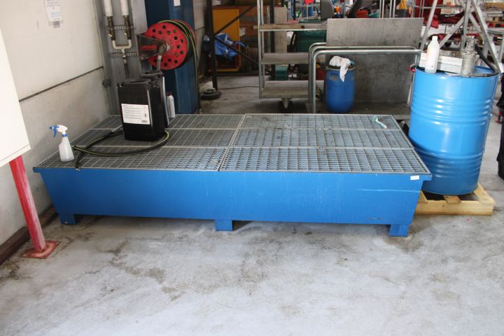 623455-1 Oil spill handling Denio's 3 pallet seats