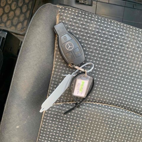 654653-32 Mercedes-Benz Vito 116 CDI -2011 (163 hp, 177469 km) Defective ignition switch