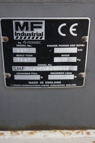 623482-14 Bogseringstraktor Massey Ferguson 660 -97