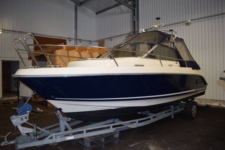 658115-5 Aquador 21 WAs (Mercruiser 5.0L MPI 260 hp) with boat trailer - 2011