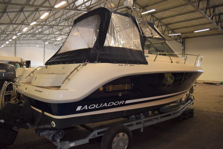 658115-7 Aquador 21 WAs (Mercruiser 5.0L MPI 260 hp) with boat trailer - 2011