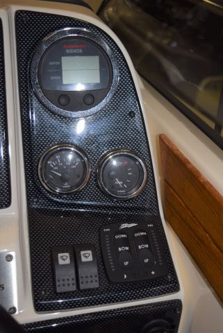 658115-38 Aquador 21 WAs (Mercruiser 5.0L MPI 260 hp) with boat trailer - 2011