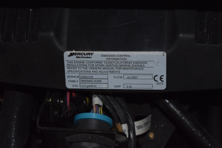 658115-53 Aquador 21 WAs (Mercruiser 5.0L MPI 260 hp) with boat trailer - 2011