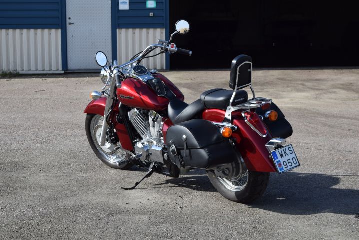 658117-3 Honda VT 750 Shadow (9 miles) - 2005