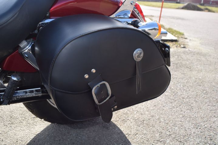 658117-14 Honda VT 750 Shadow (9 miles) - 2005