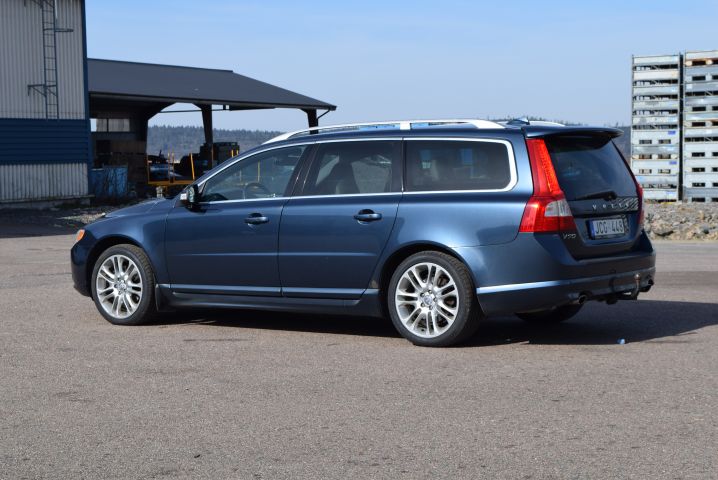 658122-3 Volvo V70 T6 AWD Geartronic (268 hp) - 2008