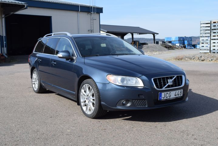 658122-9 Volvo V70 T6 AWD Geartronic (268 hp) - 2008
