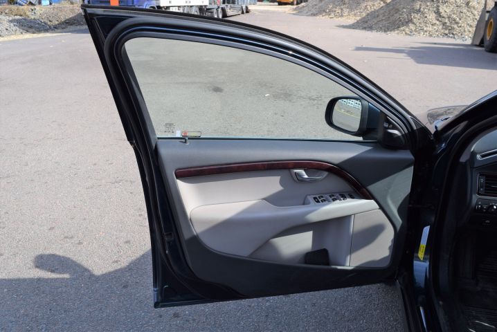 658122-12 Volvo V70 T6 AWD Geartronic (268 hp) - 2008