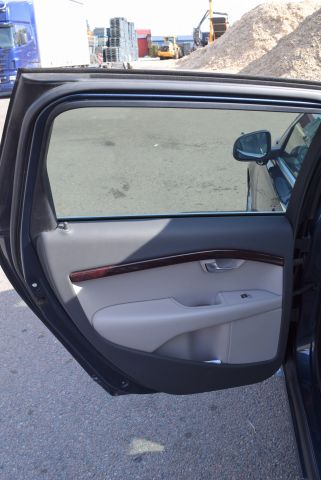 658122-29 Volvo V70 T6 AWD Geartronic (268 hp) - 2008