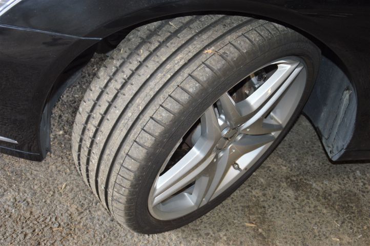 658129-27 Mercedes Benz S600 L 5.5L V12 (517 hp) - 2010