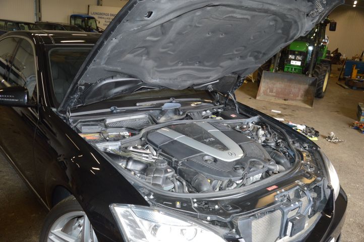658129-12 Mercedes Benz S600 L 5.5L V12 (517 hp) - 2010