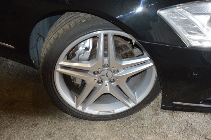 658129-28 Mercedes Benz S600 L 5.5L V12 (517 hp) - 2010