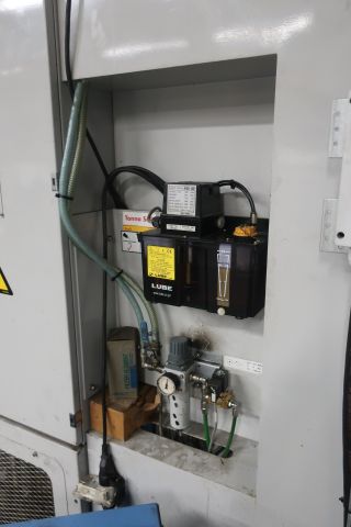 628843-20 CNC Vertical Multiplex, MAZAK VTC-200C -2001