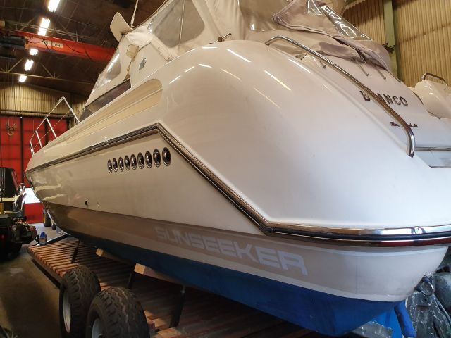 652099-26 Sunseeker Tomahawk 41 MK2 -96 # updated images