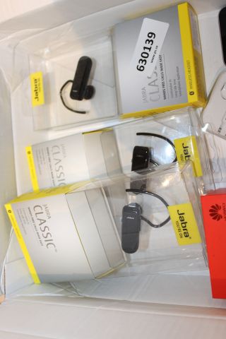 630139-2 IPhone SE, Huawei Y6 PRO & Mobile Accessories