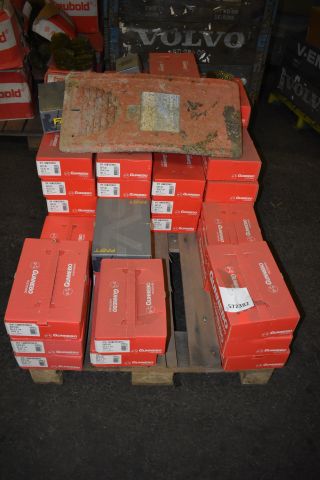 572382-1 Lot with nails from Grunnebo different types