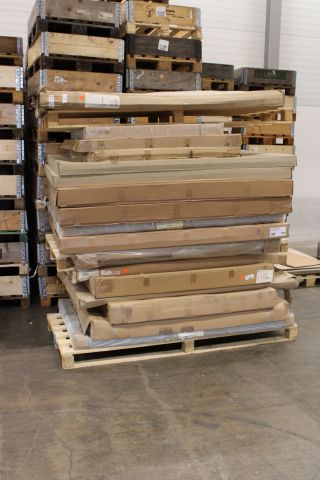 657485-1 Party with headboards (Hästens, Åkeson, Jensen and others)