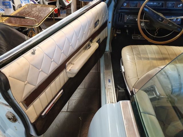 652105-18 Mercury Marquis -69 Convertible