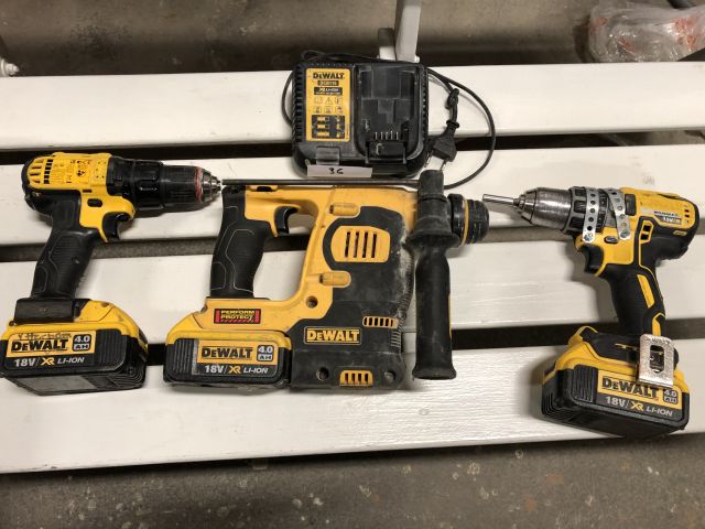 663132-1 3 pcs Hand Machines - DeWalt