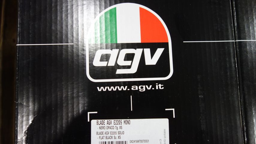 664060-3 MC helmet AGV Blade E2205 Mono black (size XS)