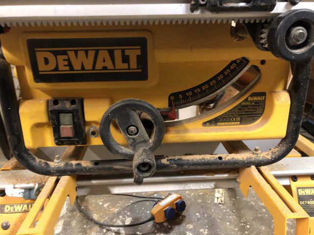 664341-4 Table saw - DeWalt DW745-QS