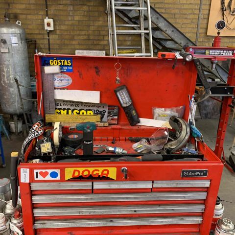 663266-2 Tool trolley AMPro