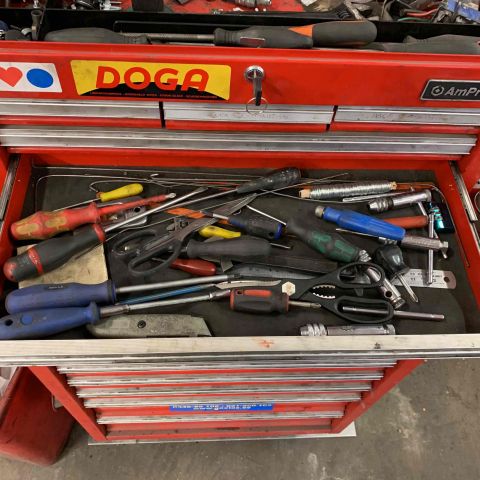 663266-7 Tool trolley AMPro