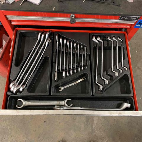 663266-10 Tool trolley AMPro