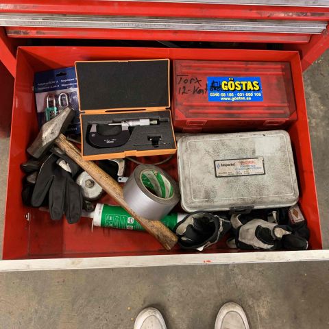 663266-14 Tool trolley AMPro