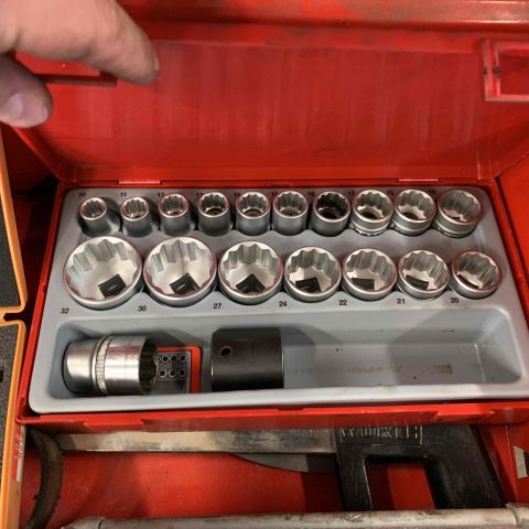 663266-17 Tool trolley AMPro