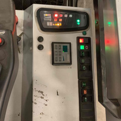 663289-5 Electric truck Cesab 3.5 tons (3599 h)