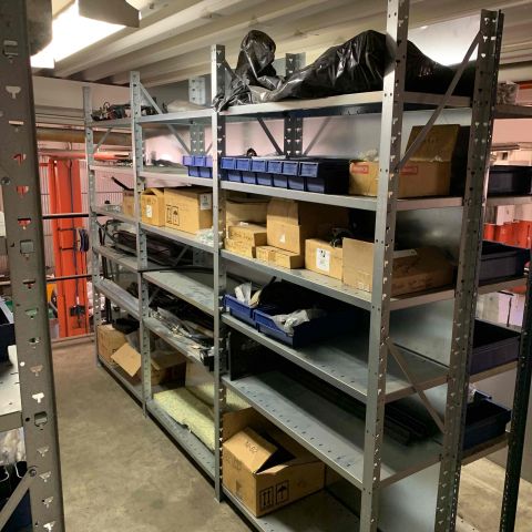 663304-5 Sheet shelves with spare parts for trucks, 14 sect