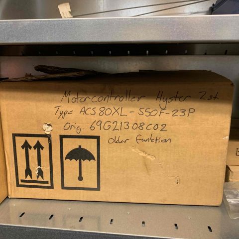 663304-7 Sheet shelves with spare parts for trucks, 14 sect