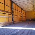 664635-9 Renders curtain trailer 2004 UDF814