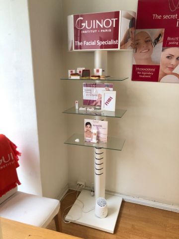 664742-8 Skin Care Salon in Stockgholm - Alvén Skin Clinic