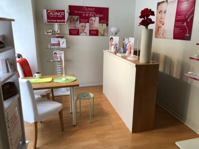 664742-1 Skin Care Salon in Stockgholm - Alvén Skin Clinic
