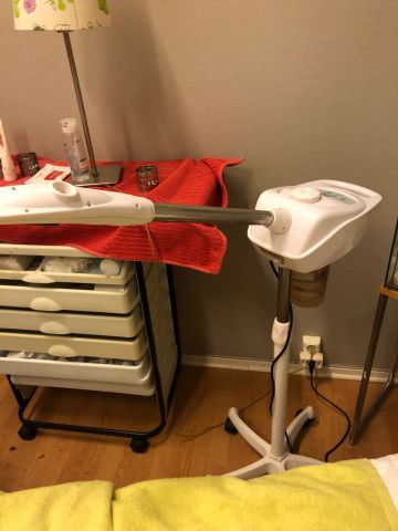 664742-15 Skin Care Salon in Stockgholm - Alvén Skin Clinic