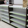 630154-4 Free-standing store shelves - about 32 sections, etc.