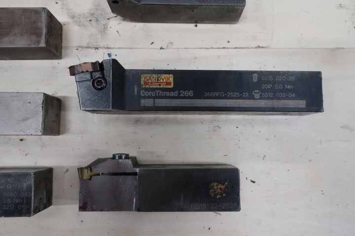 664181-4 Turning steel holder Sandvik, CoroCut etc 2525