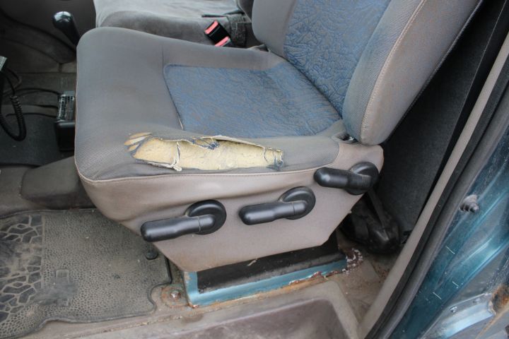 664963-23 Renault Master Chassi Cab 2.8 dTi -99 (Manual, 115hp)