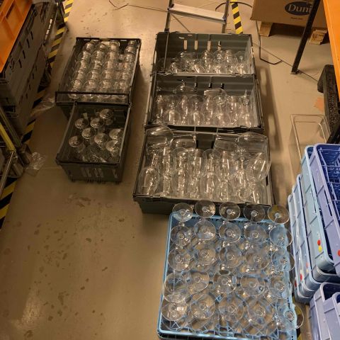 665614-1 Various glass, restaurant equipment etc.