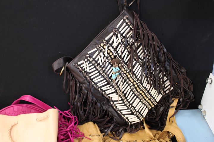 655154-6 Parti med Hobo Chic kläder, skor & smycken ca 280 artiklar