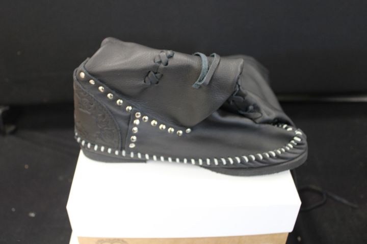 655154-17 Parti med Hobo Chic kläder, skor & smycken ca 280 artiklar