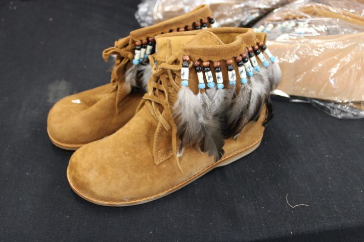 655154-23 Parti med Hobo Chic kläder, skor & smycken ca 280 artiklar