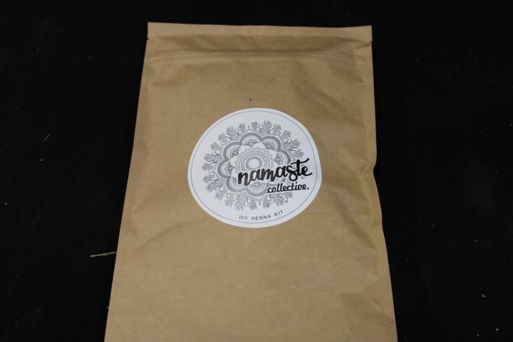 655154-50 Parti med Hobo Chic kläder, skor & smycken ca 280 artiklar