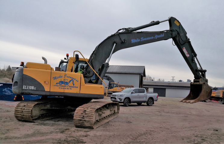 666226-2 Crawler excavator - Volvo EC210BLC - 2003