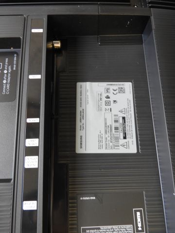 666803-2 Samsung TV 55 "