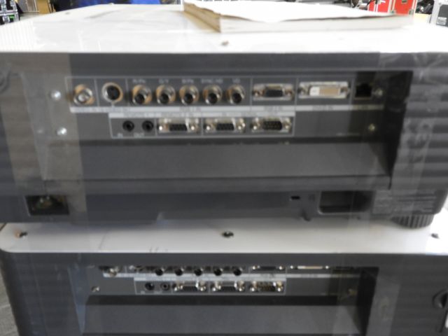 666810-5 Projector Panasonic